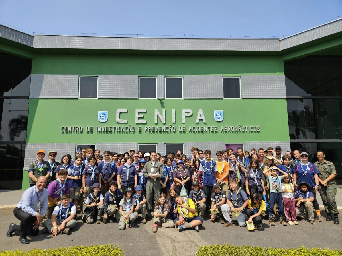 Escoteiros em acampamento